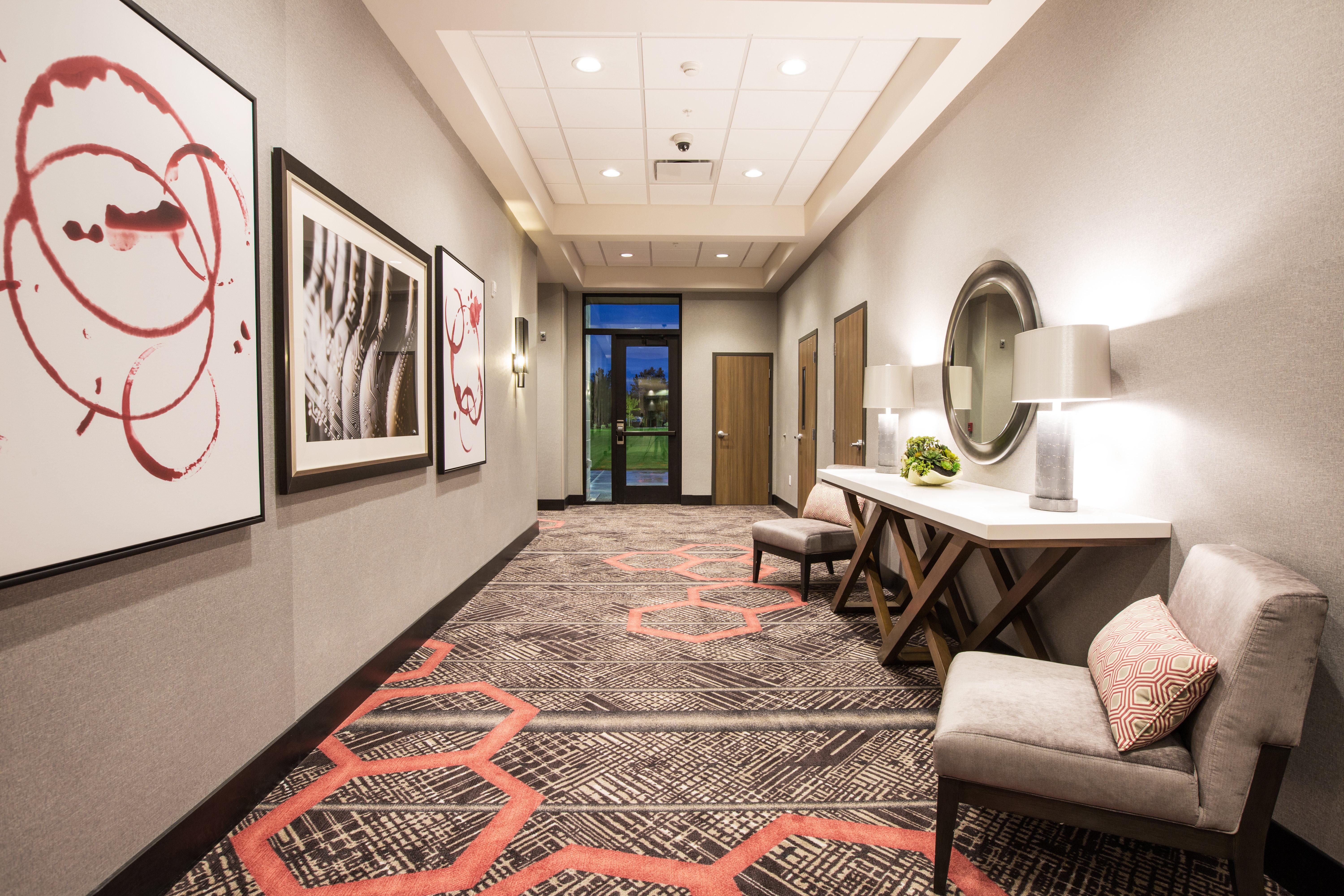 Holiday Inn Portland West - Hillsboro By Ihg Экстерьер фото