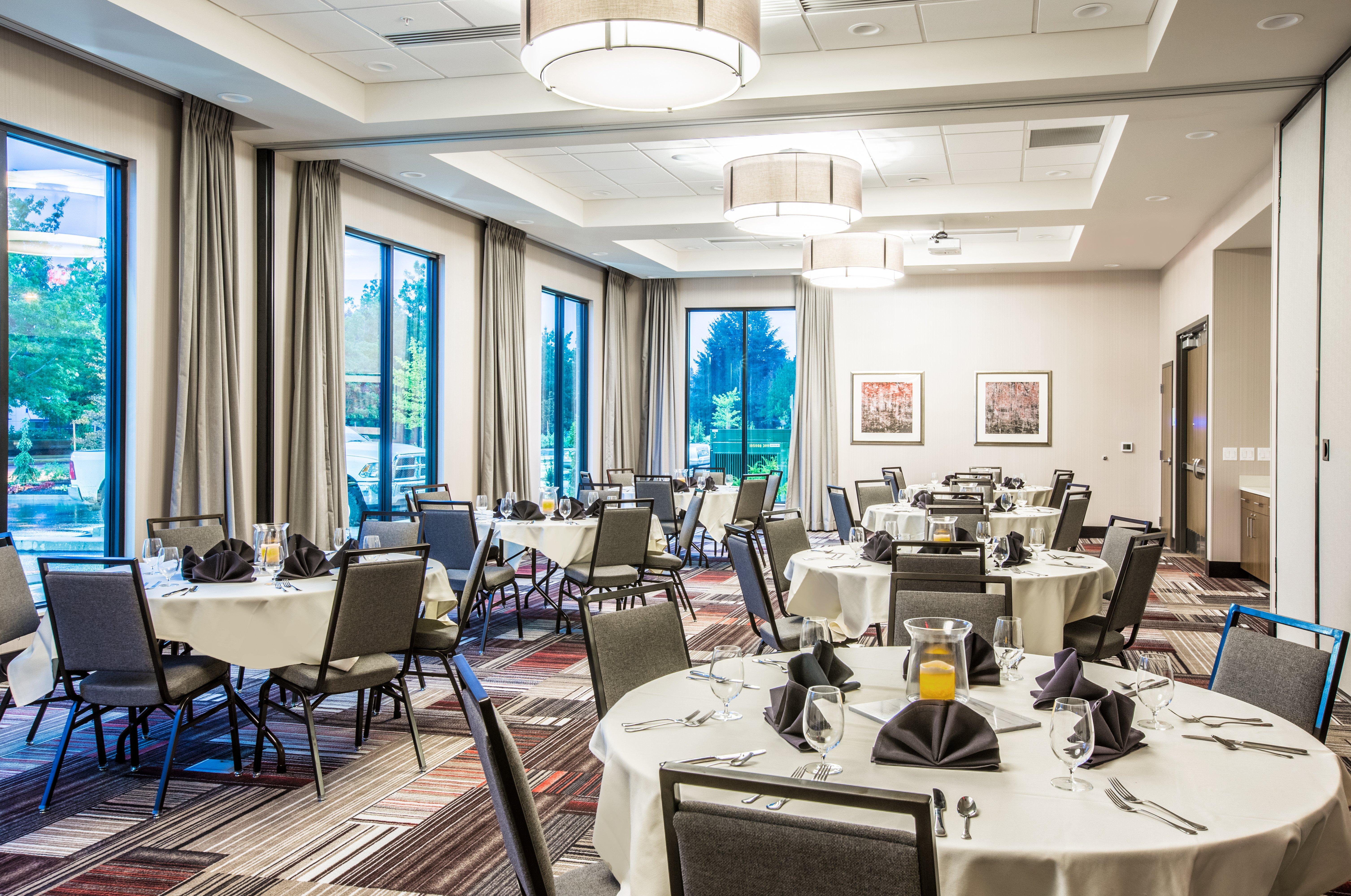 Holiday Inn Portland West - Hillsboro By Ihg Экстерьер фото