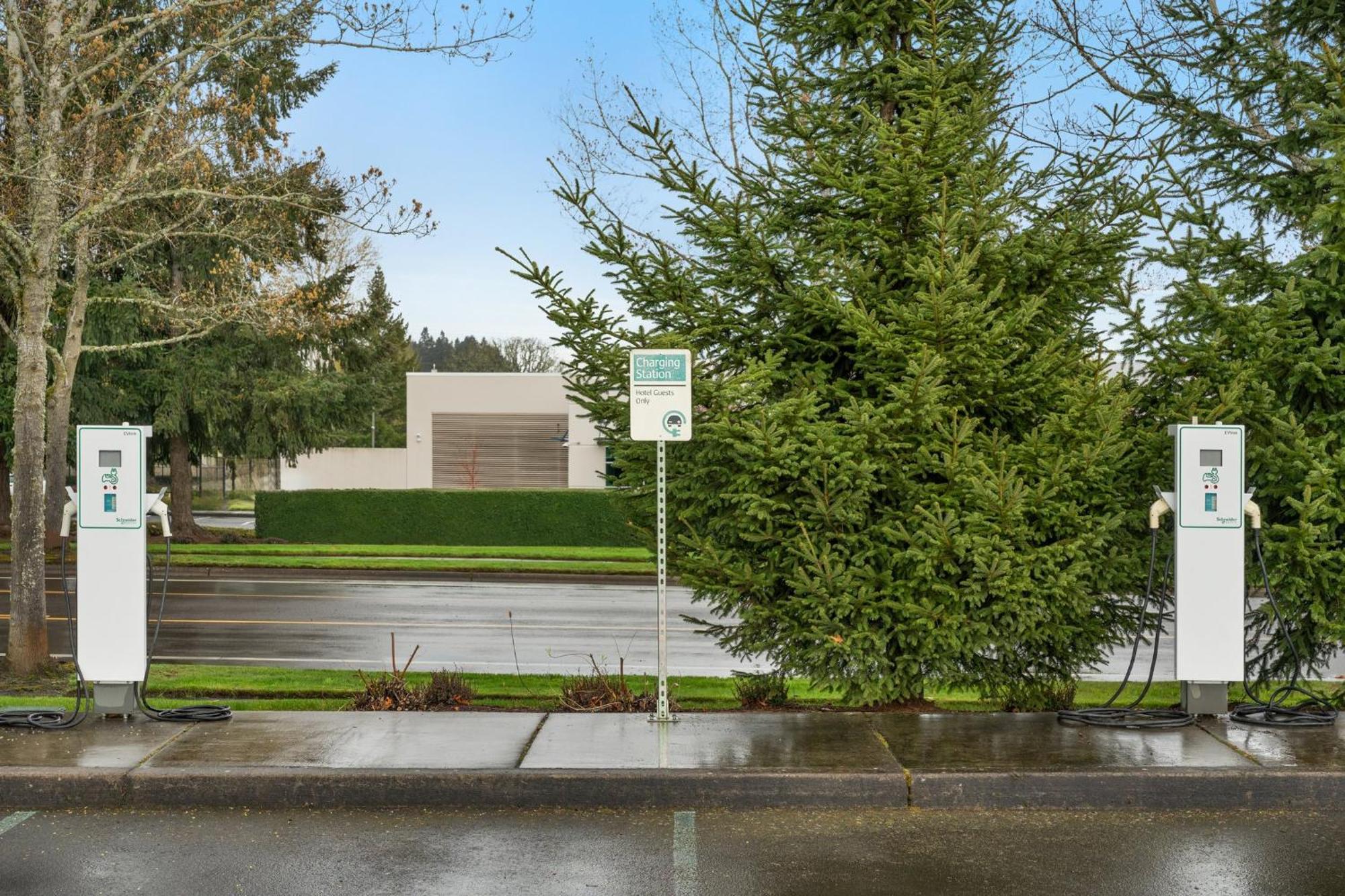 Holiday Inn Portland West - Hillsboro By Ihg Экстерьер фото